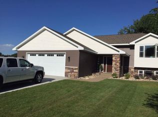 419 1st St S, Raymond, MN 56282