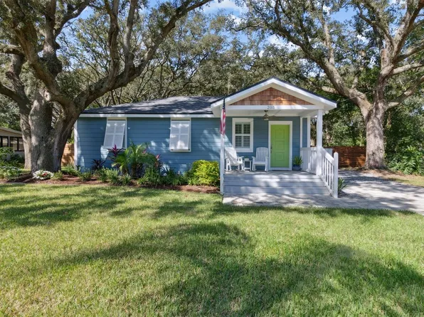 205 S 16th St, Fernandina Beach, FL 32034