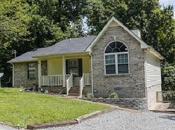 2nd image of 1839 Winding Way Dr
