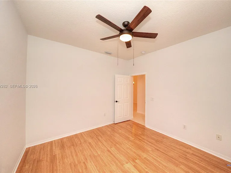 3781 NW Willow Creek Dr — Photo 18