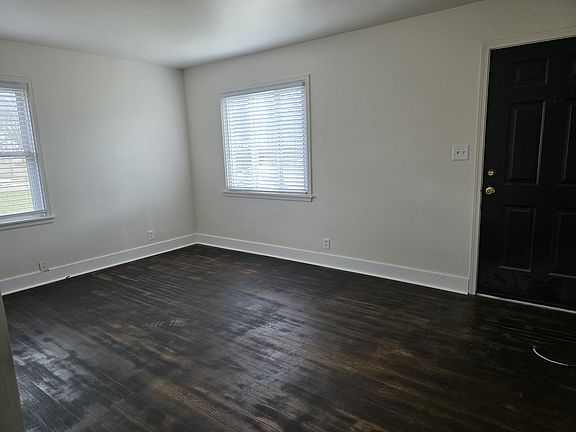 5th image of 1077 Wyley Ave