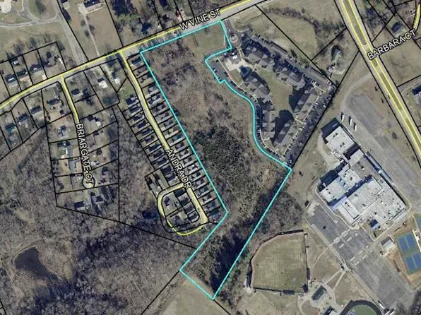 1170 W Vine St, Radcliff, KY 40160
