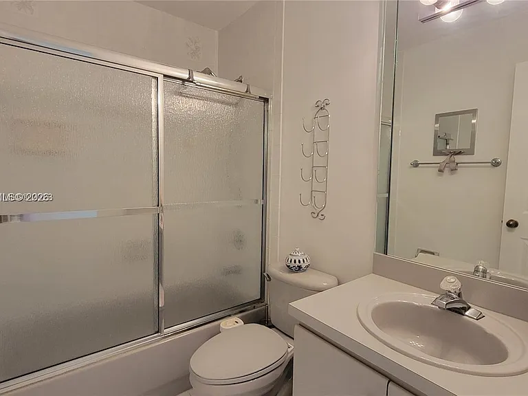 1057 NW 131st Ave #B — Photo 9