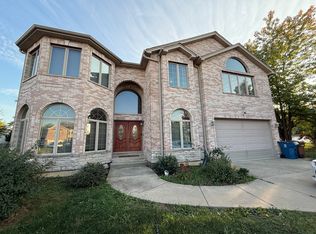 203 Ahmed Ct, Glendale Heights, IL 60139