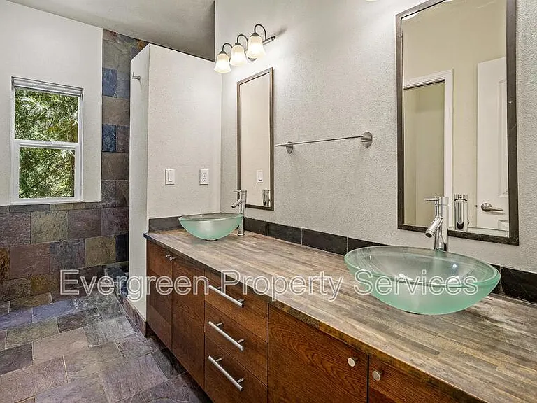 1932 Tecolote Dr — Photo 15