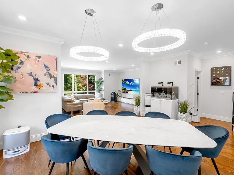 34 Lafayette Ave — Photo 8