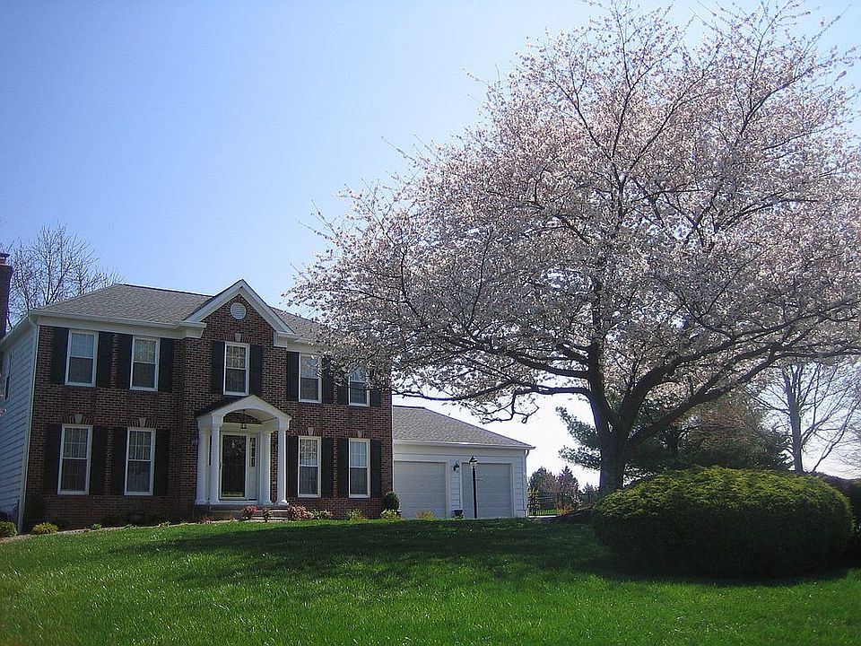 2nd image of 6989 Westcott Pl