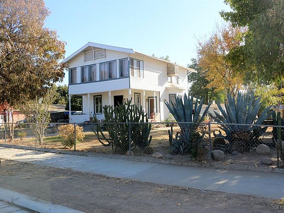 3rd image of 1101 E 18th St