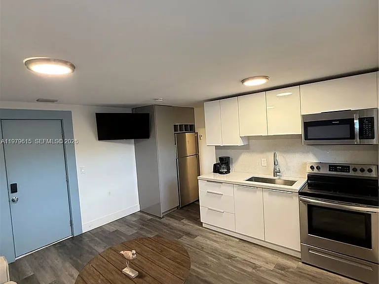 2020 Washington St #5 — Photo 3