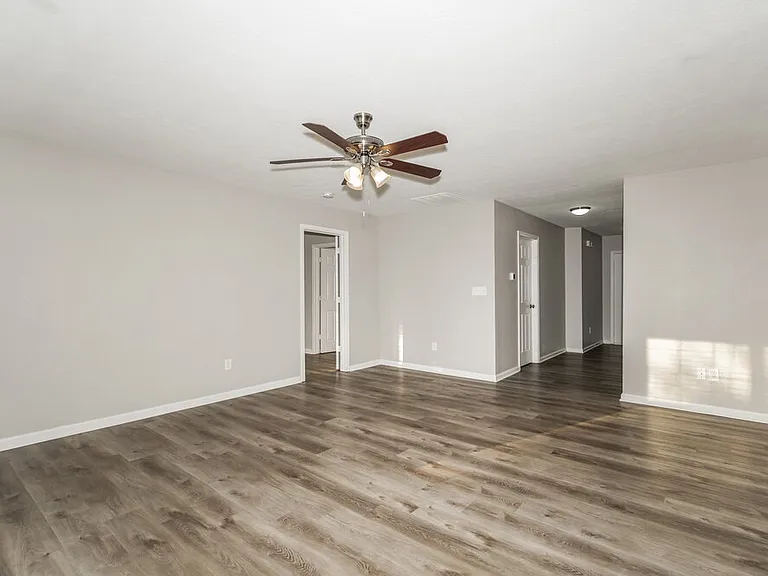152 Heartwood Hl — Photo 5