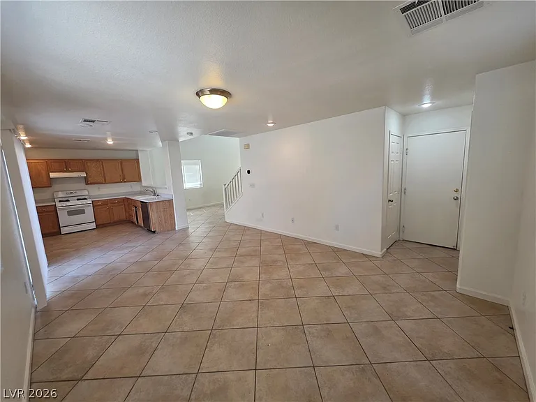 7124 Plushstone St — Photo 4