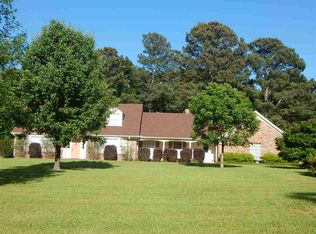 16 Holly Ridge Dr, Texarkana, TX 75503