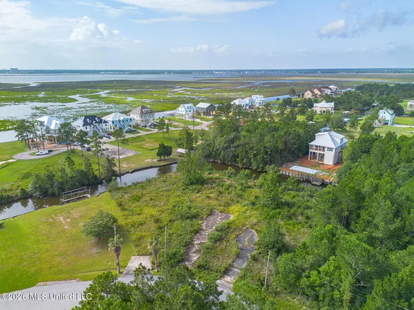 1310 Paani Ct Lot 8, Diamondhead, MS 39525