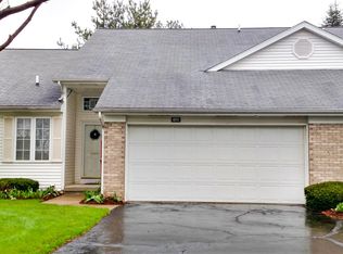 4376 Canal Ave SW, Grandville, MI 49418