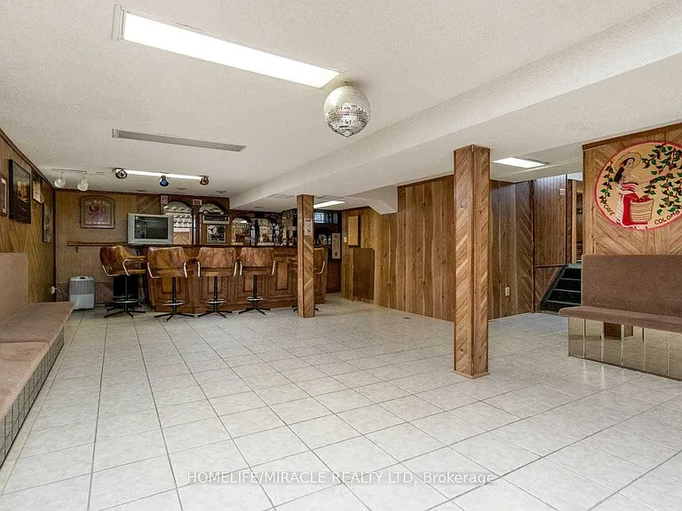 850 Chippenham Dr — Photo 14