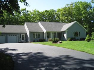 11 Deer Meadow Rd, Durham, NH 03824