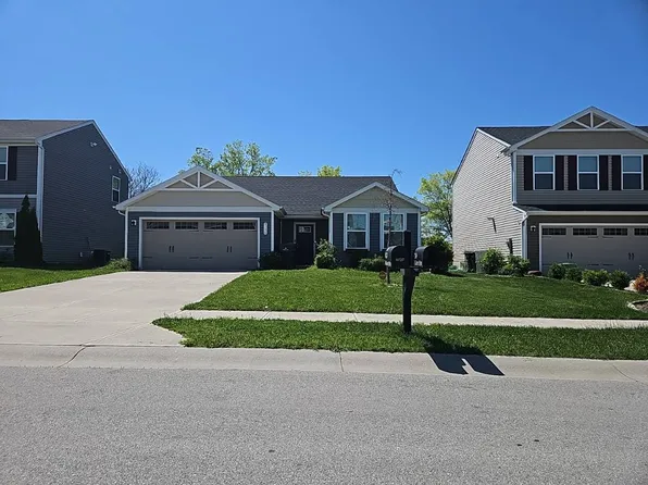 9736 Oak Grove Dr, Pendleton, IN 46064
