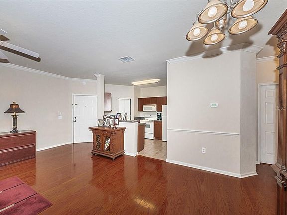 5th image of 2141 Portofino Pl #28-2823