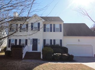 4142 Queens Grant Rd, Jamestown, NC 27282