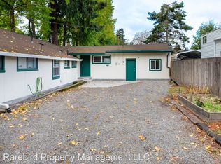 1080 Harvard Ave #1/2, Gladstone, OR 97027