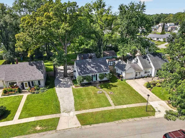 2127 Wawonaissa Trl, Fort Wayne, IN 46809