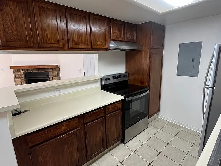 18195 E Ohio Ave #201 — Photo 6