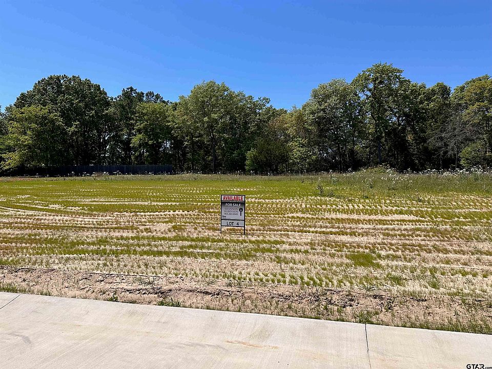 1st image of 16935 Sawyer Way