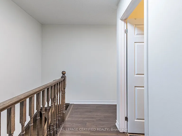 581 Allport Gate — Photo 29