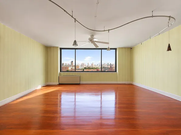 386 Columbus Ave, New York, NY 10024