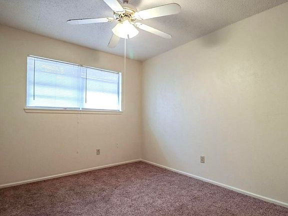 5th image of 208 N Ave N