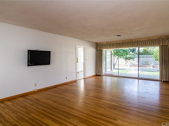 5th image of 7333 Leescott Ave