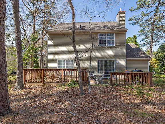 3rd image of 393 E Cos Cob Dr