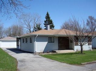 5841 Jackson St, Merrillville, IN 46410