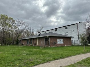 1624 N Water St, Decatur, IL 62526