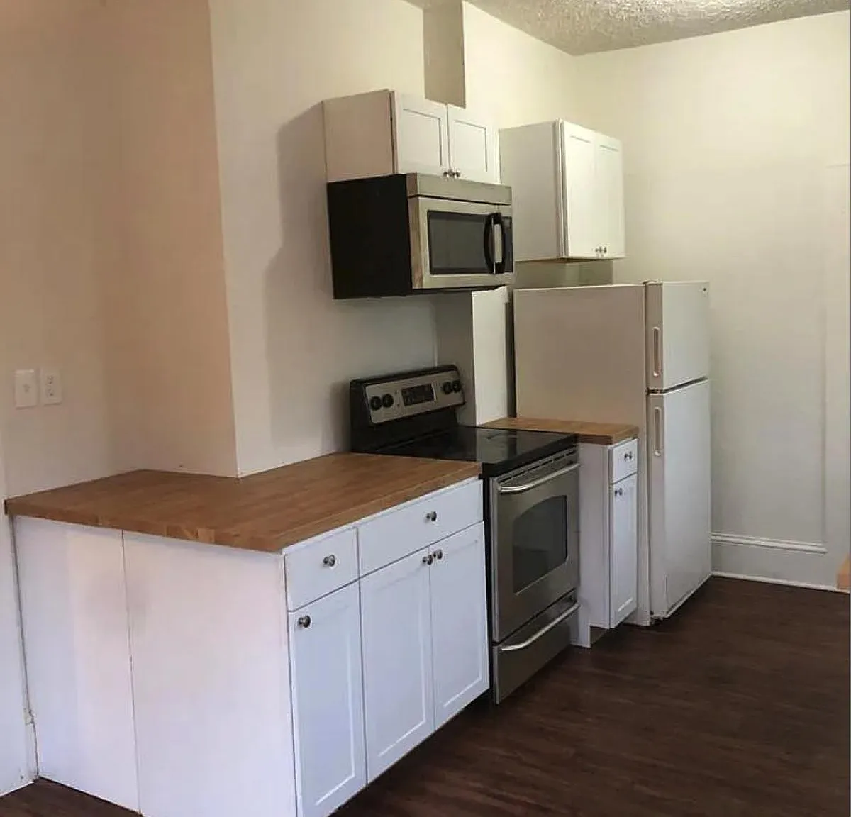 4630 Pearl St — Photo 4