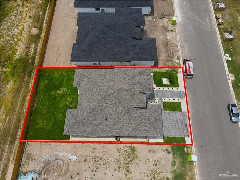 1017 Dolores St — Photo 33