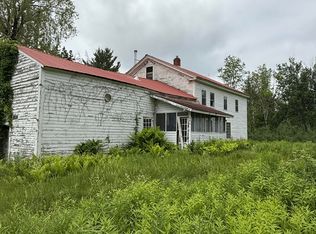 59 Lagrange Rd, Crown point, NY 12928