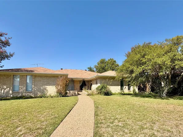 8405 Lullwater Dr, Dallas, TX 75218