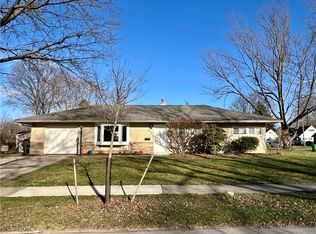 276 Wyleswood Dr, Berea, OH 44017