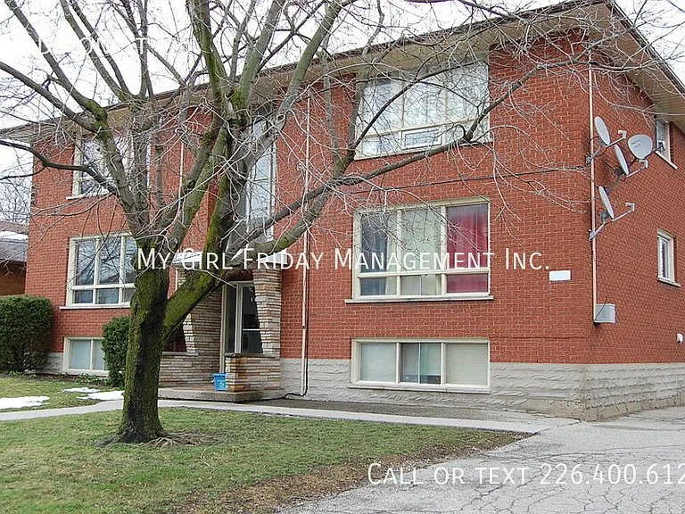 105 Dixon St #6 — Photo 15
