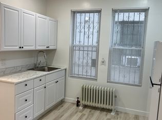 3078 37th St APT 1F, Astoria, NY 11103
