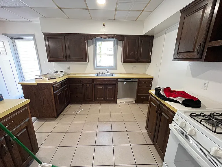 11 Academy St #E1 — Photo 3