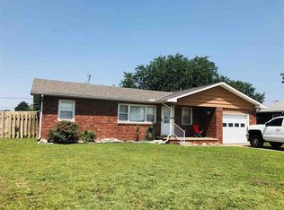 1519 N C St, Arkansas City, KS 67005