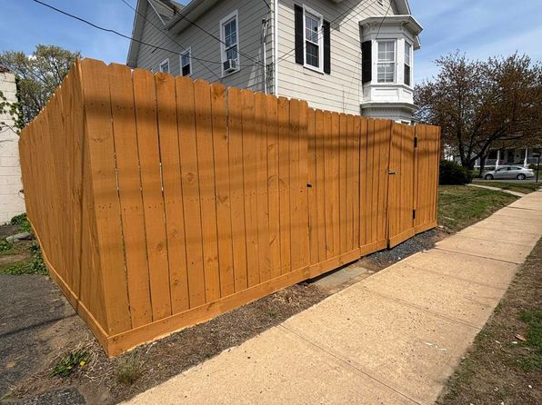 68 Maple Ave Rear Red