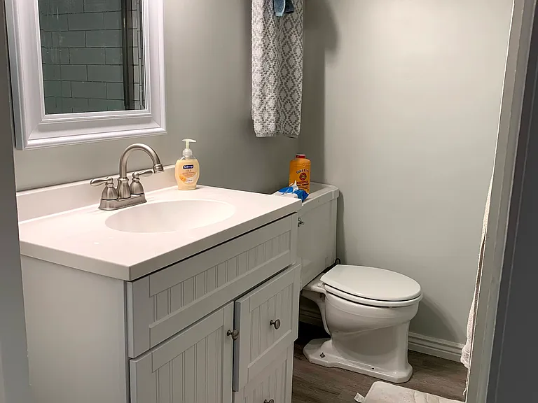 Bathroom, vanity