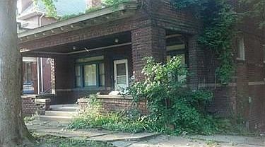 2nd image of 411 E Wallace Ave