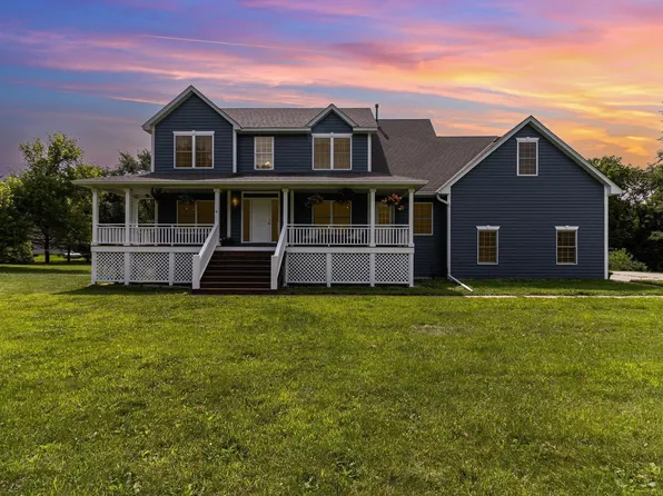 1780 96th St E, Inver Grove Heights, MN 55077