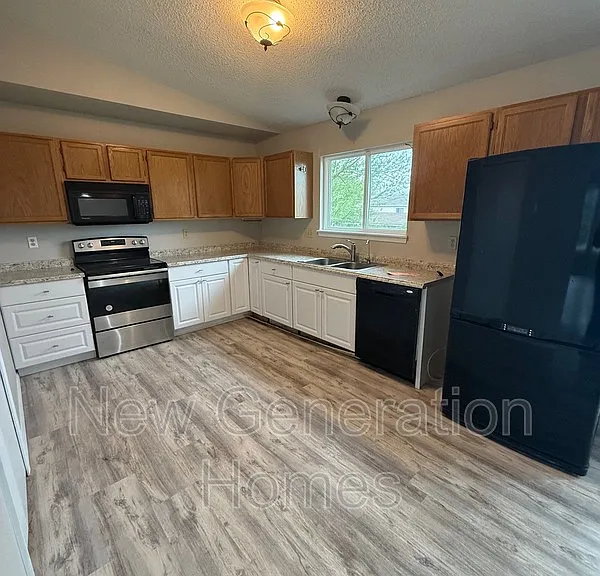 9525 Aspen Grove Way — Photo 3