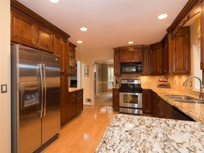 515 Farm Cove Ct, Roswell, GA, 30075