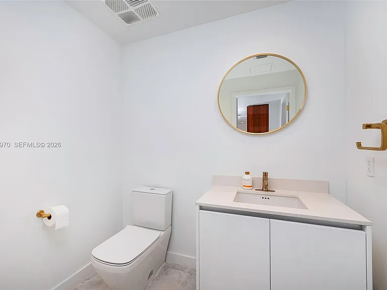 2678 Tigertail Ave #413 — Photo 11
